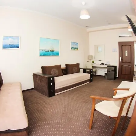 52 Otel 3*
