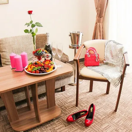52 Otel 3*