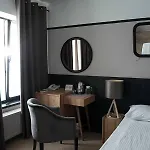 52 Hotel 3*