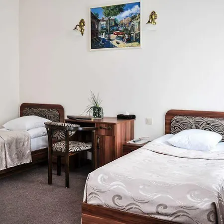 Hotel 52 3*